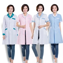 Медсестры скраб Униформа Белый доктор пальто женский медсестры аптека салон красоты тату художника лабораторное пальто Бесплатные вышитые слова