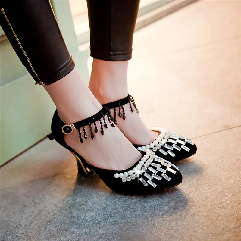 Clearance Sale High Quality Summer Tassel Square High Heel Sandals Fashion Designer Shoes Type Of Word With Party Shoes D5