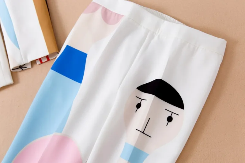 9062334944_886690810 (1)