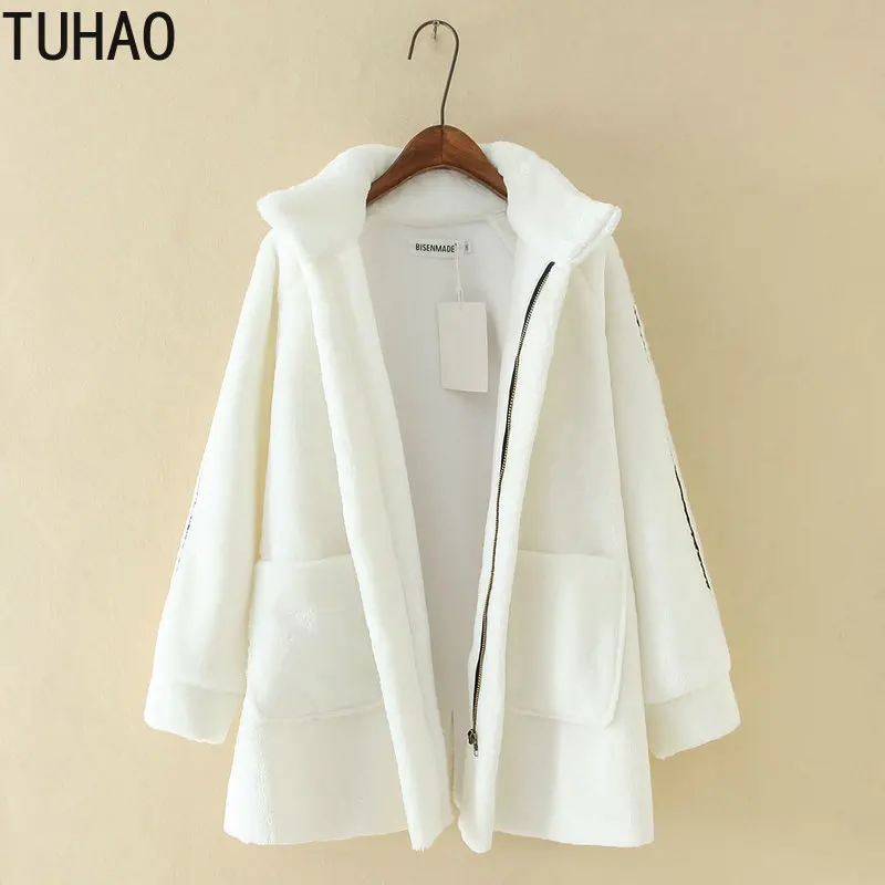 TUHAO OFFICE LADY Elegant White Black Faux Fur Coats Large Size 5XL 4XL 3XL Women's Autumn Winter Lamb Wool Coat LZ72