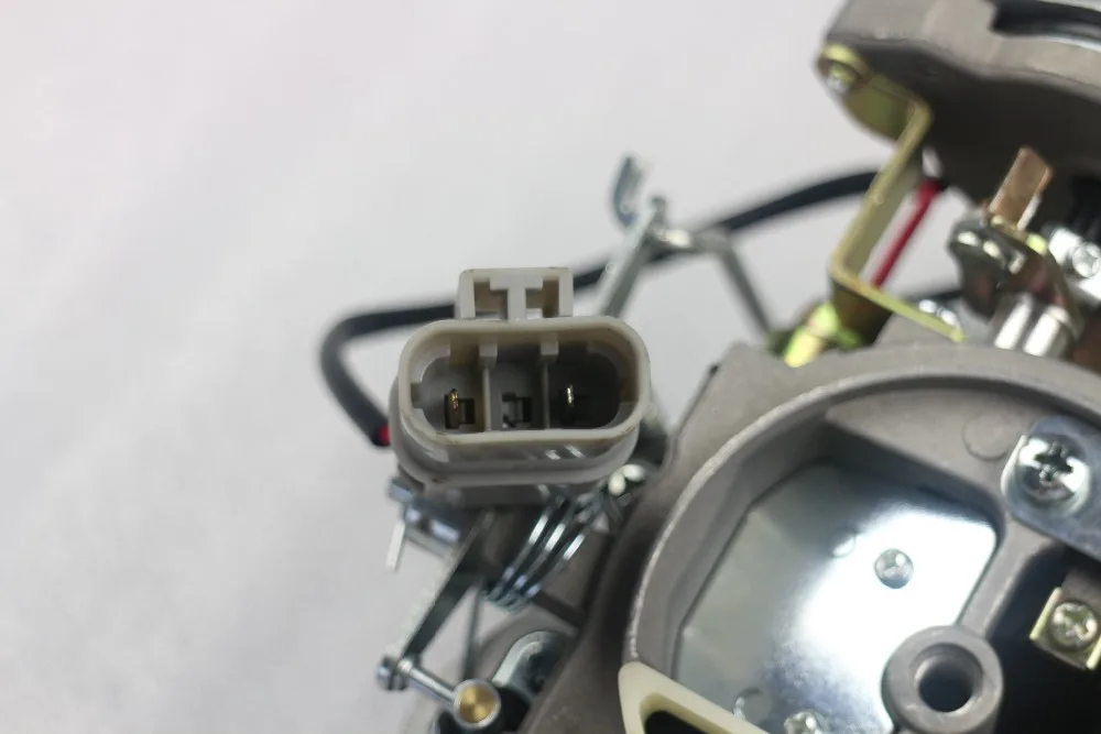 Carb Карбюратор двигатель подходит для Nissan Z24 16010-21G61 Carby 4 Cyl Авто дроссель 16010-21G60