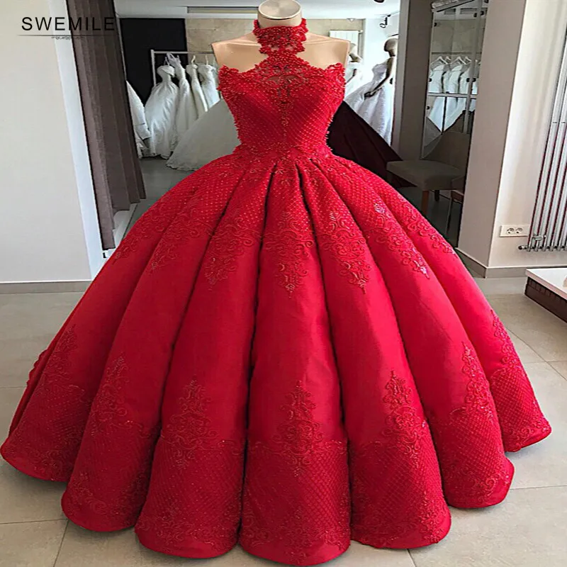 

SWEMILE Custom Made Halter Long Lace Prom Dresses 2019 Draped Backless Party Dresses Vestido De Festa Longo