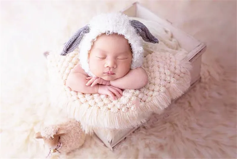 Newborn Photography Prop (3)