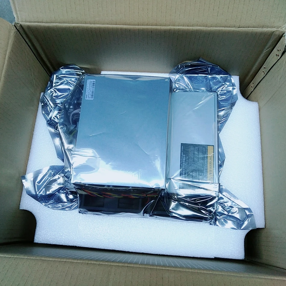 Б/у Asic BTC BCH Miner AntMiner S11 19T с PSU Bitcoin Miner SHA256 сервер WhatsMiner