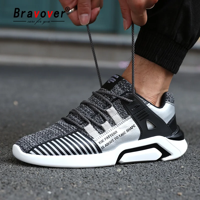 

New Running Shoes for Men Lace-up Comfortable Men Outdoor Athletic Shoes Black White Male Sport Shoes Walking Jogging Sneakers