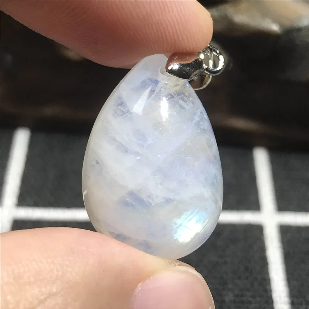 

Top Natural Moonstone Blue Light Pendant For Woman Love Gift 21x15x6mm Beads Fashion Crystal Luxury Necklace Pendant AAAAA