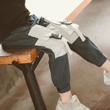 Мальчики Повседневное штаны Весна Костюмы стиль на гусеничном ходу 5 детей Весенние штаны в Корейском стиле-Стиль 6-летнего модная одежда для младенцев, брюки