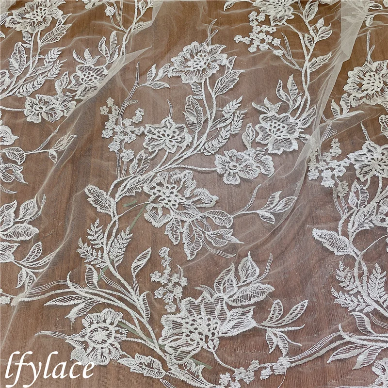 2021 Latest Popular Off white DIY sewing Bride wedding dress embroidery Tulle french lace fabric 1 yard | Дом и сад