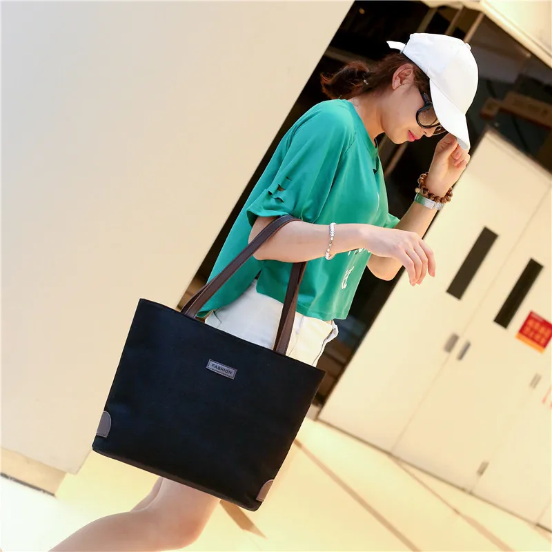 New European and American fashion Tote womens bag Korean version of simple handbag oneshoulder leisure large capacity bag