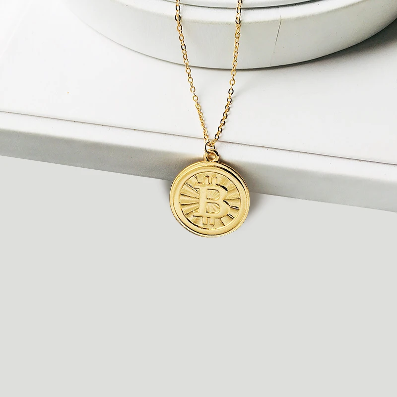 

New Hiphop Gold Letter Bitcoin Coin Necklace Casascius Bit Btc Sweater Necklace Art Collection Jewelry Gift For Women Men