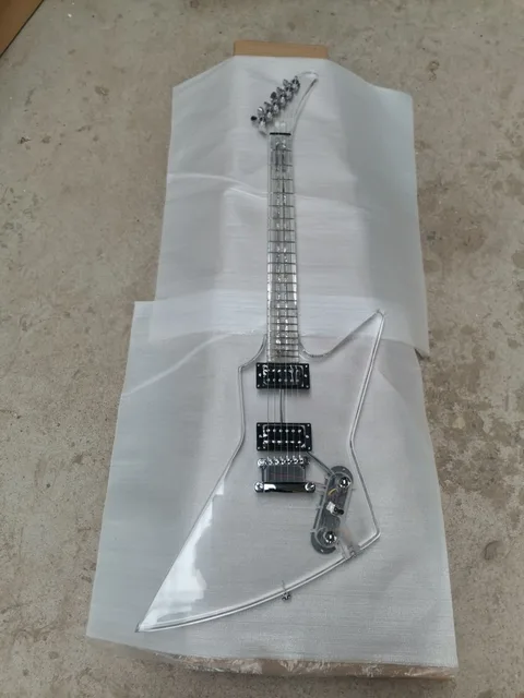 青いLEDライト付きの高品質のアクリルボディ形状のエレキギター