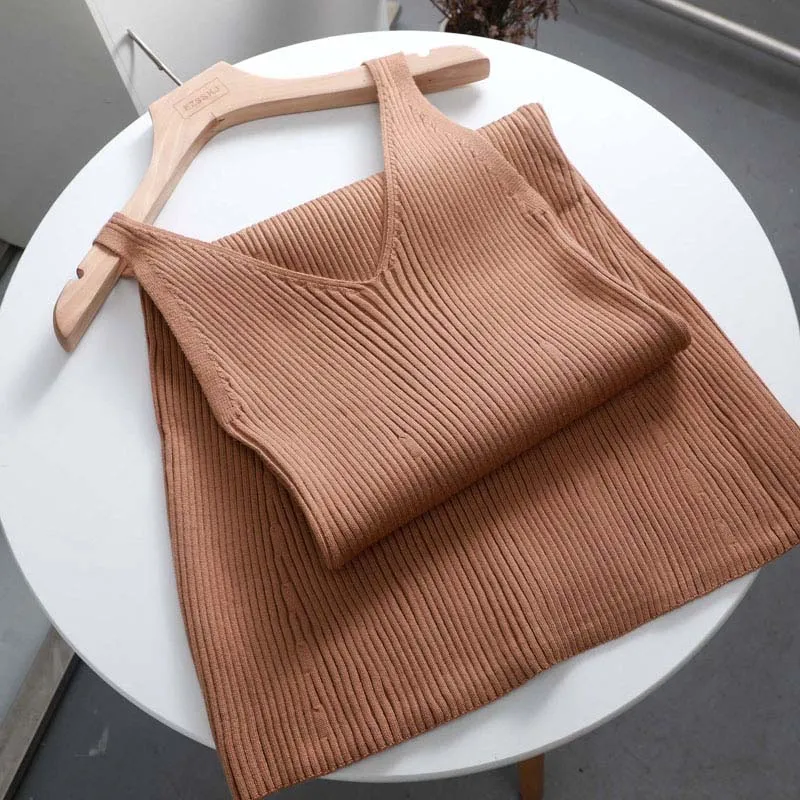 autumn winter Woman thick knit Tank Dress Casual sleeveless sweater dress Camisole Female v-neck camis sexy sweater dress - Цвет: Хаки