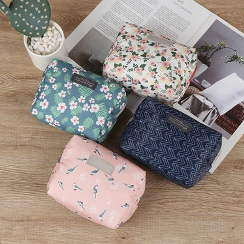 

Sweet Floral Cosmetic Bag Travel Organizer Portable Beauty Pouch Toiletry Kit Mini Purse Makeup Pouch Makeup Wash Bag