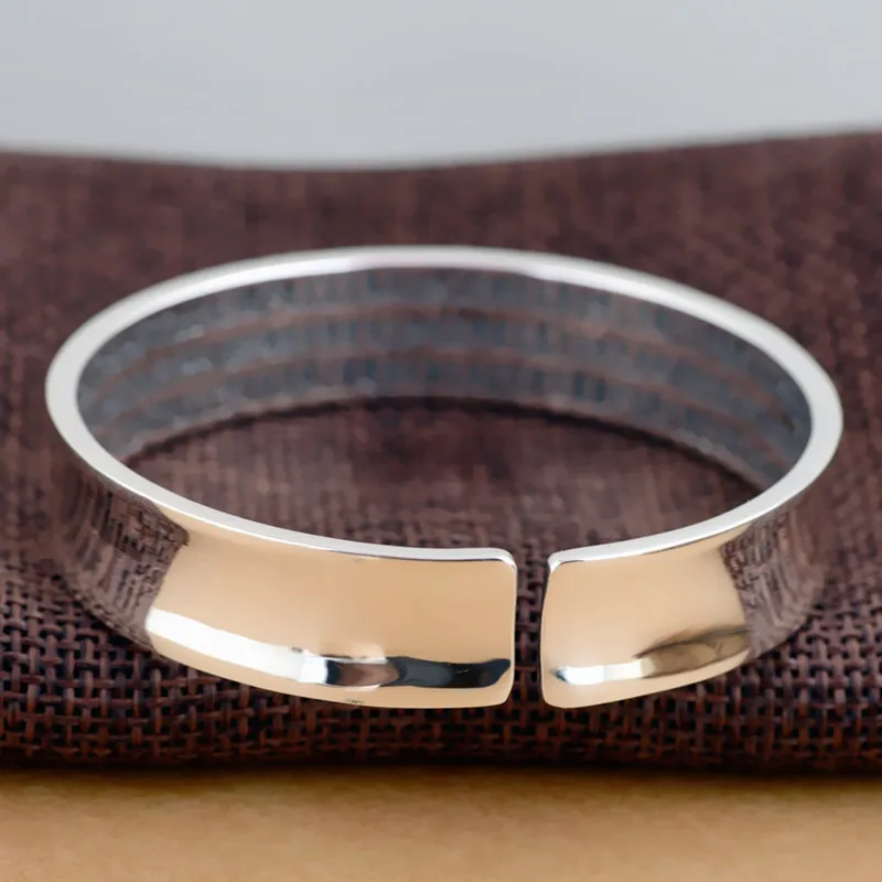 16048899467_1039125567