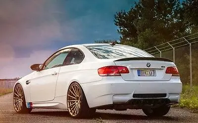 E92 P Стиль углеродного волокна задний багажник загрузки спойлер крыло для BMW 3