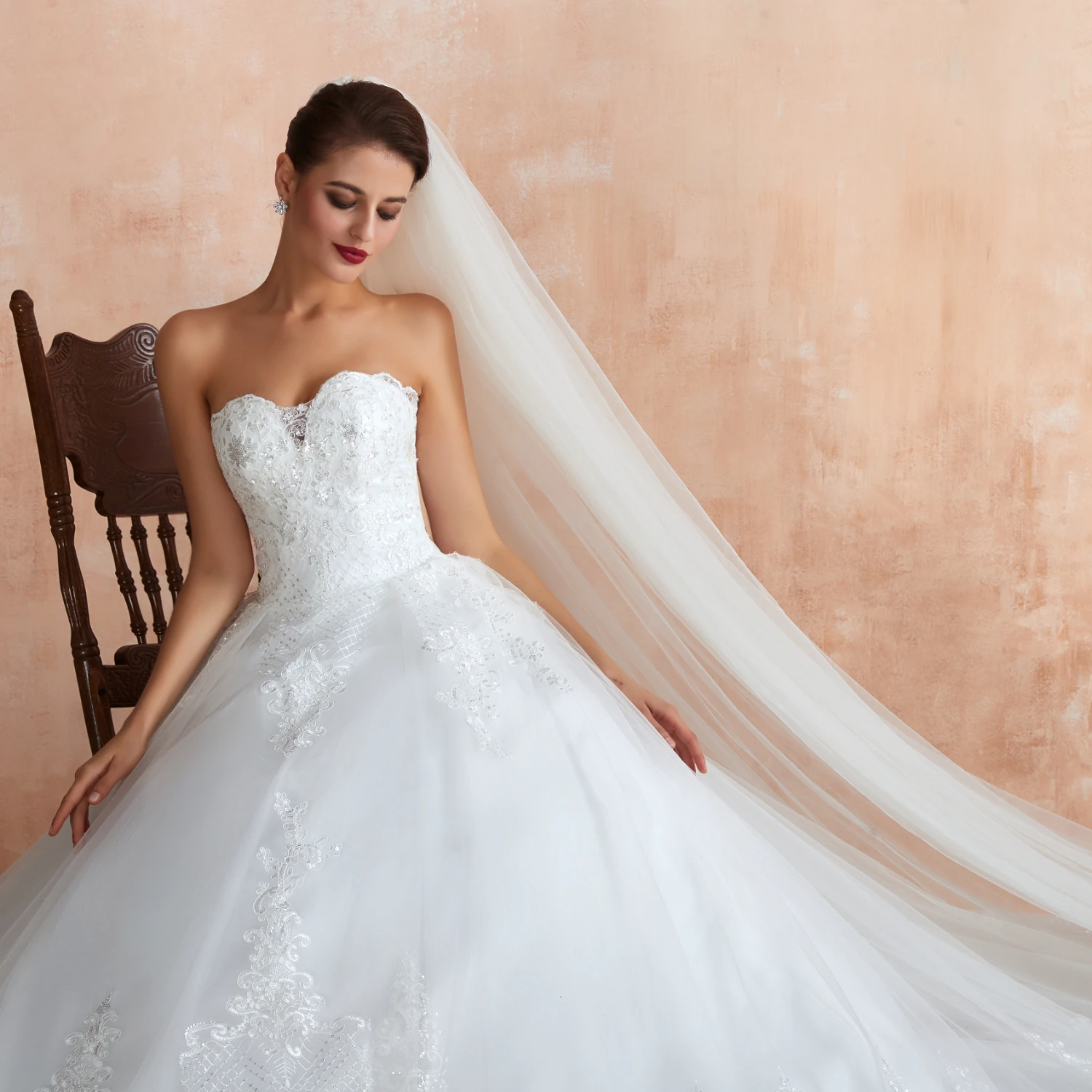 Vivian's Bridal модное блестящее Сетчатое кружевное свадебное платье с аппликацией, сексуальное, с лифом сердечком, с открытой спиной на шнуровке, свадебное платье со шлейфом