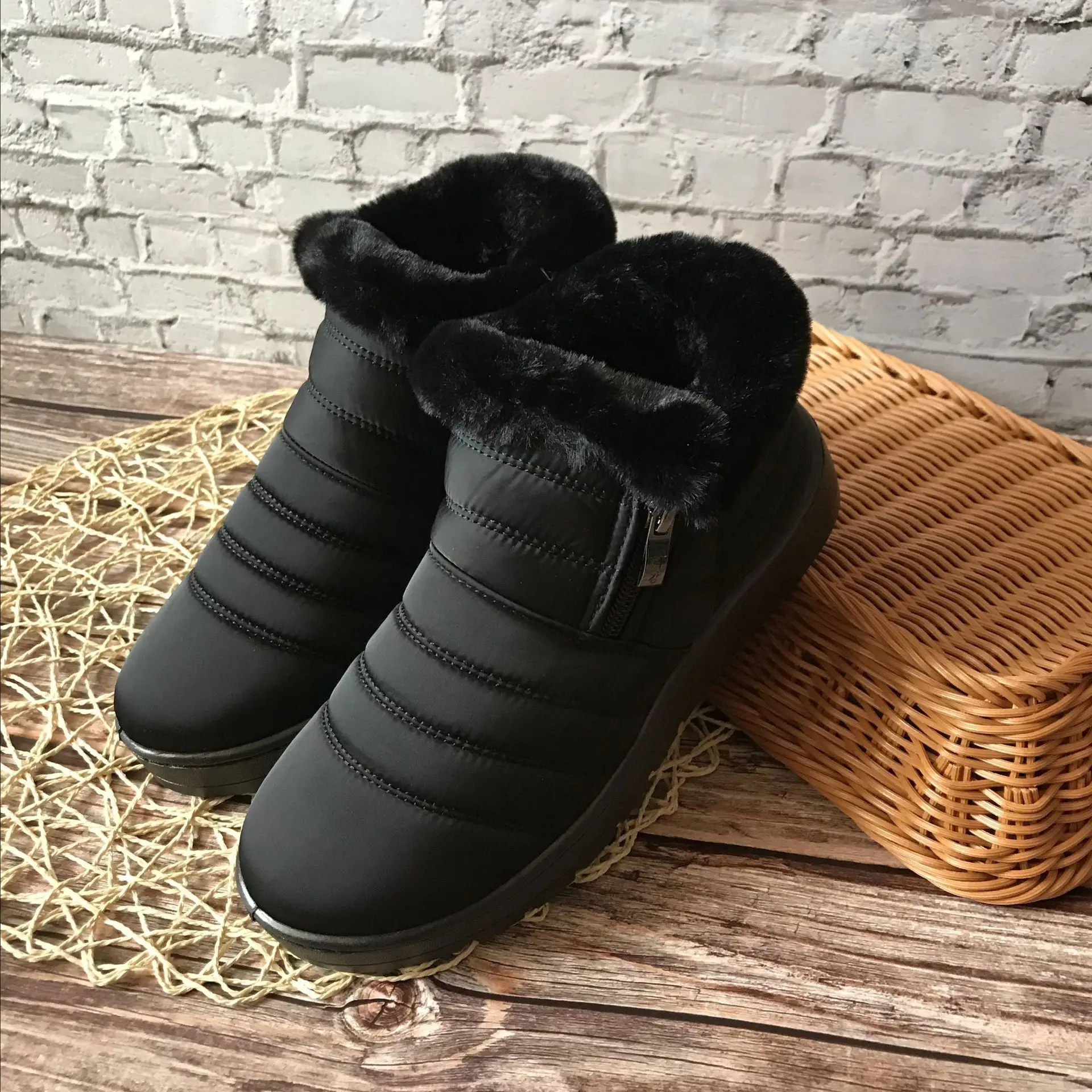 2020 New Women's Comfortable Boots Women's High Quality Woman Fashion Women's Shoes Round Toe Boots