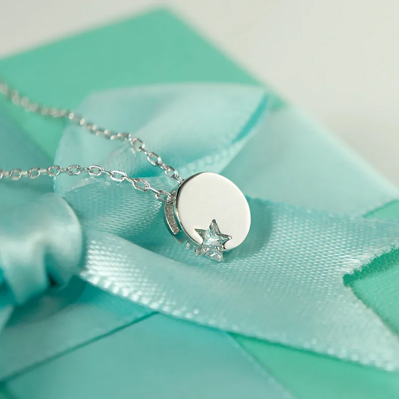 

Silver S925 Fine Silver Inlaid Five-pointed Star Zircon Circle Necklace Women's Non-mainstream Design-Star Necklace