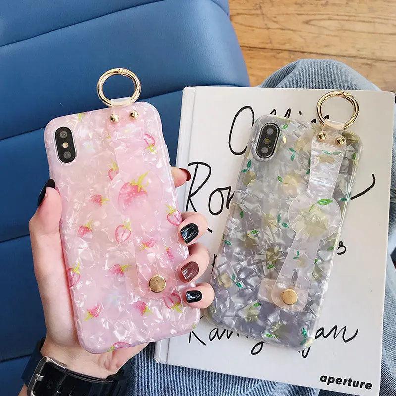 

Fashion Shell Pattern Case For Iphone 6 7 8 S Plus X XR XS XSMAX With Wrist Strap Cute Strawberry Lemon Mobile Phone Cover