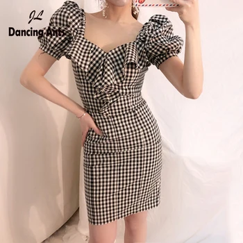 

Women Dress Short Puff Sleeve V-neck Sexy Vestidos 2020 Summer Fashion European Style Vintage Plaid Ruffles Female Dresses