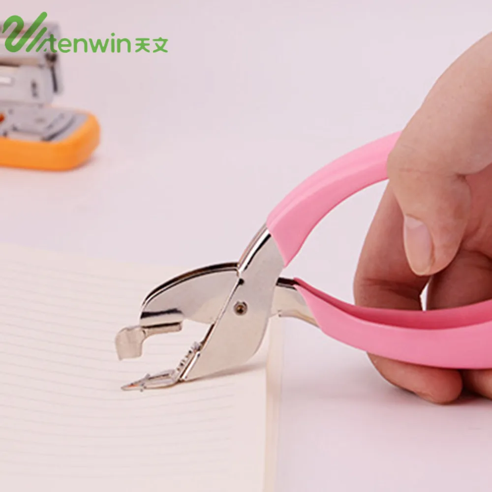 

TENWIN 8501 New Comfortable Handheld Staple Remover Office Staple Remover Nail Pull Out Extractor School Office Tool