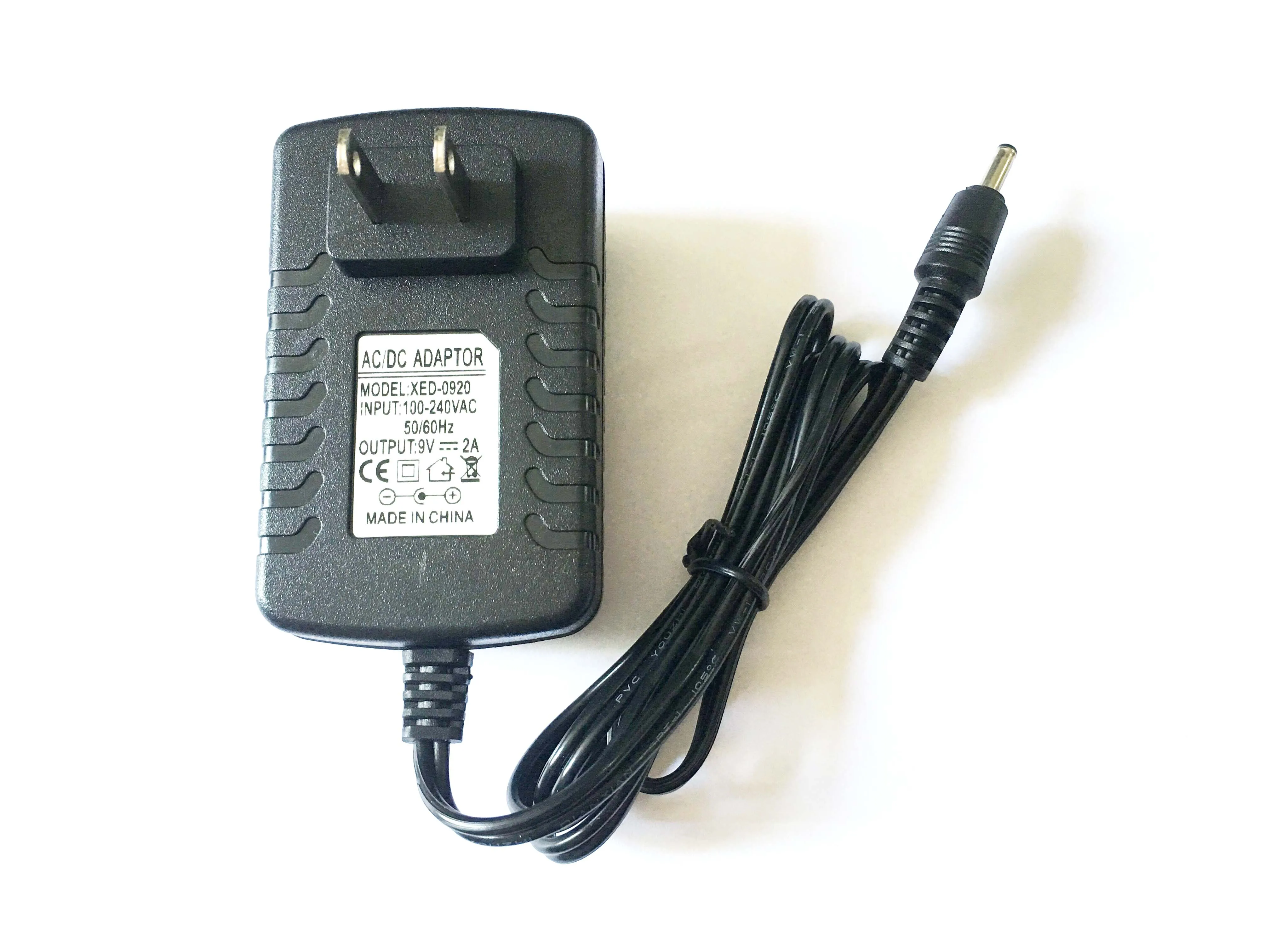 100 шт. Высокое качество DC 9 В 2A IC programAC 100v-240vконвертер импульсный адаптер питания 2000mA питания США штекер DC 3,5 мм x 1,35 мм