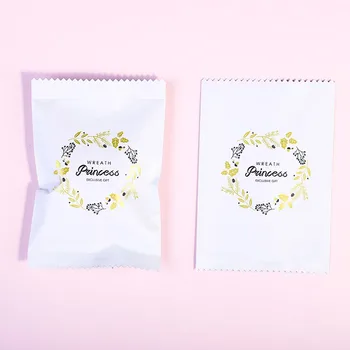 

100pcs White Frosted Seal Machine Close Bag Golden Branch Wreath Decor Snowflake Crispy Cookies Nougat Cookies Bags Packaging