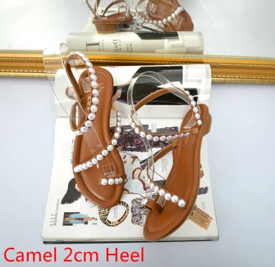Camel 2cm Heel Пляжные сандалии с жемчугом; женская летняя обувь; женские сандалии-гладиаторы с ремешком на щиколотке; модные пикантные женские туфли на квадратном каблуке 2 см - Цвет: Camel 2cm Heel
