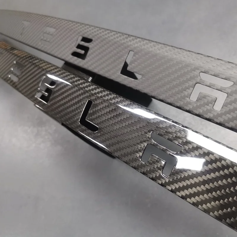100% Carbon Fiber Car Rear Sign Trim Strip For Tesla Model S 2016-2018 Trunk Body Letter LOGO Sticker Accessories