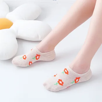 

New Cartoon Flowers Patterned Women Ankle Breathable Low Sock Seamless Invisible Socks Slippers Female Cotton Boat Short Socks