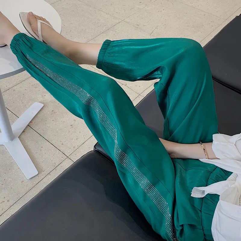Green Autumn New Heavy Industry Hot Drilling Beam Foot Casual Pant Wei Pants Women Fashion Casual Wild Loose Pants - Color: Green