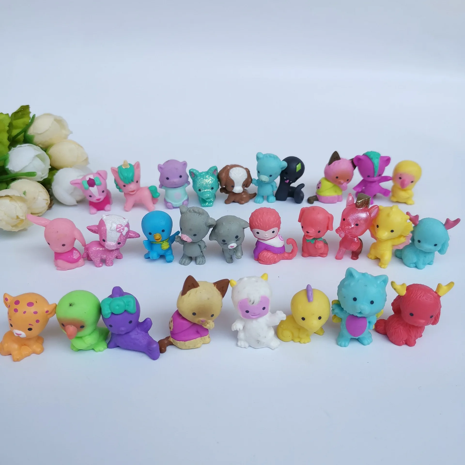 

Multi--Cartoon Animal Bear Cat Foreign Trade Overstock Capsule Toy Doll Gift Decoration 3D Doll
