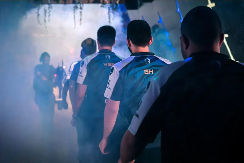 O1CN01lFZHQy28y350HpAdk_!!2621818000