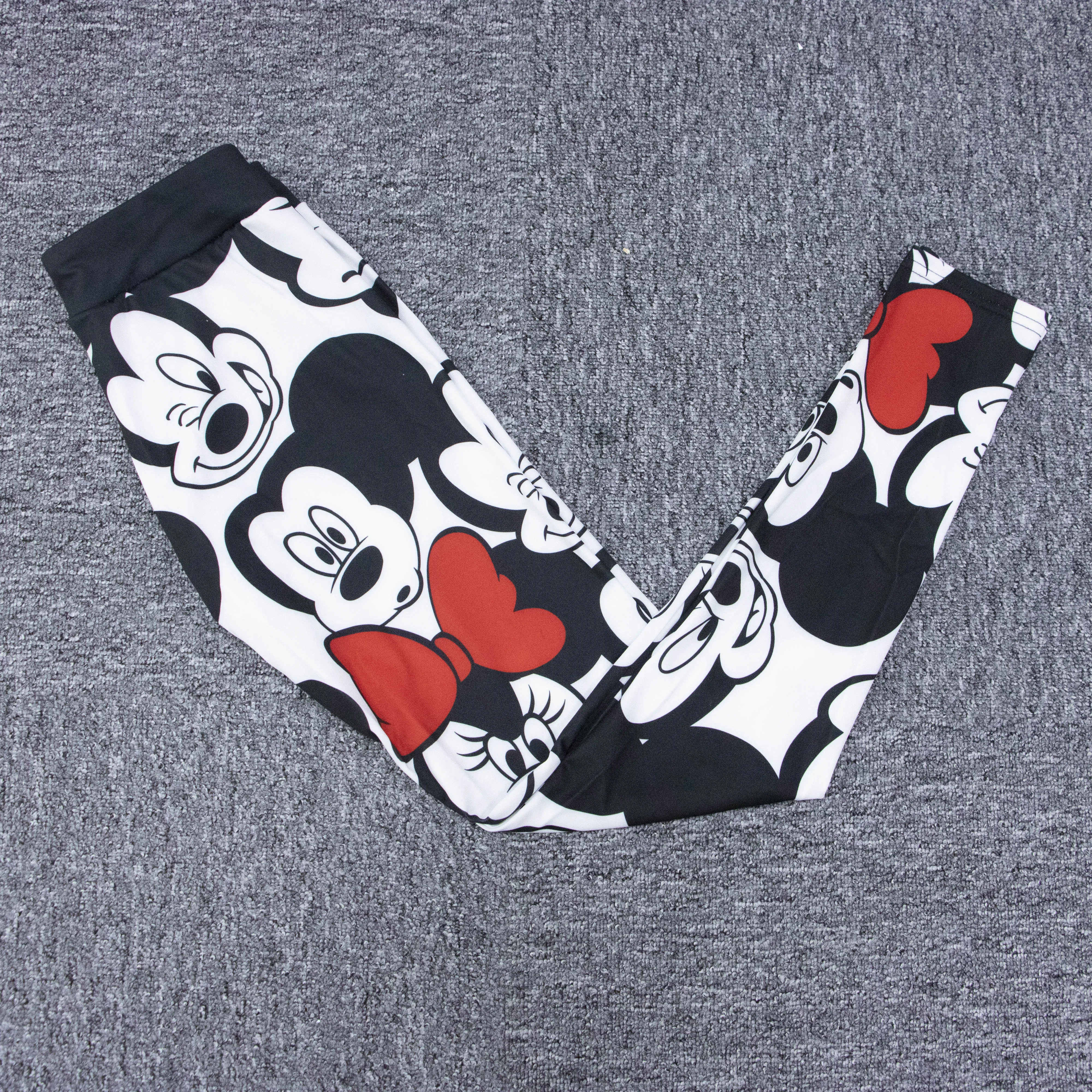 Najtaniej Kobiety Cartoon legginsy gimnastyczne sportowe kobiety odzież sportowa trening Femme Mujer odzież sportowa do biegania Fitness spodnie kreskówkowe