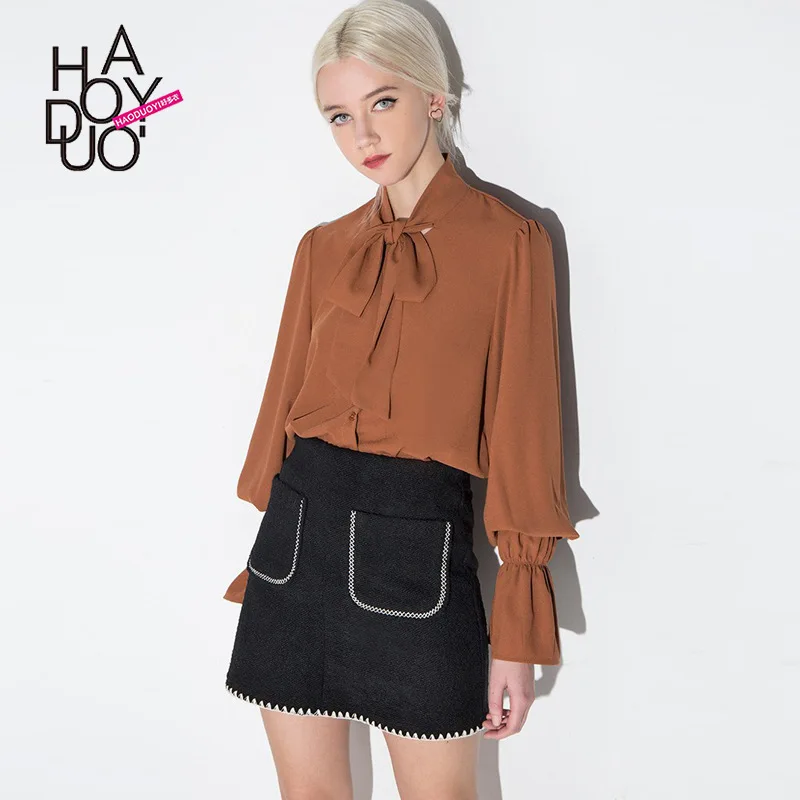 

2020 Hot Selling Sweet College Style Black And White Pocket Hem Embroidered Slim Fit Skirt