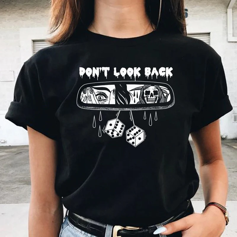 

Женская футболка с принтом «Don't Look Back»