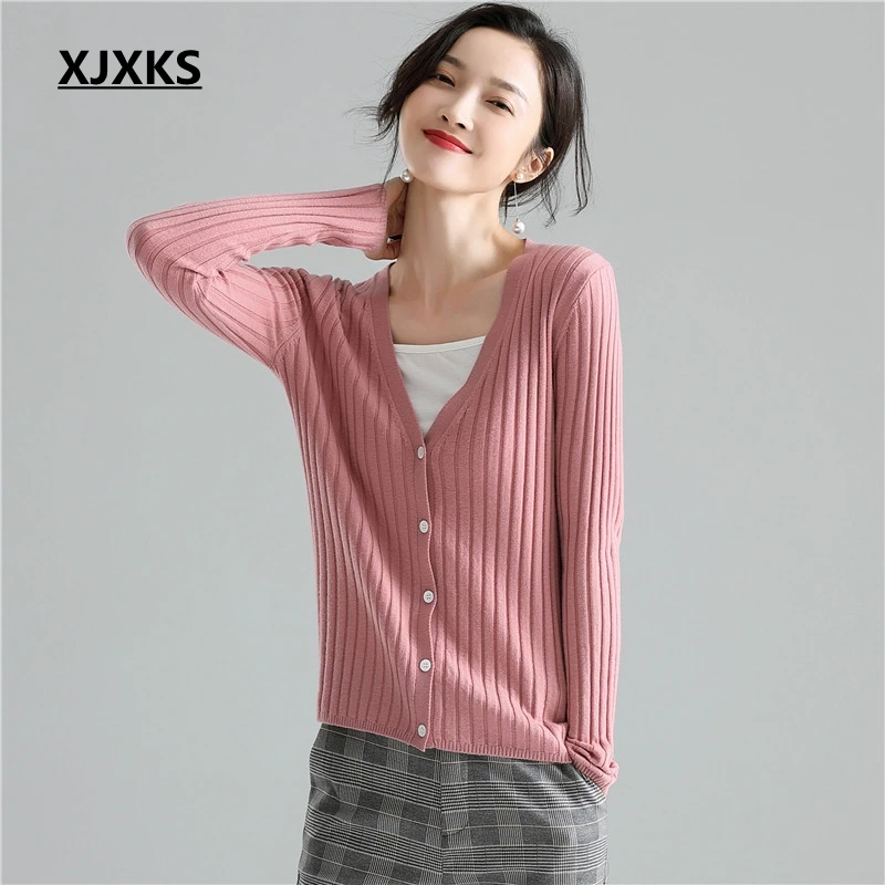 

XJXKS Sweaters Women Autumn New 2019 Elegant 100%Wool Cardigan Single-breasted Long Sleeve Solid Color Knitted Women Sweater
