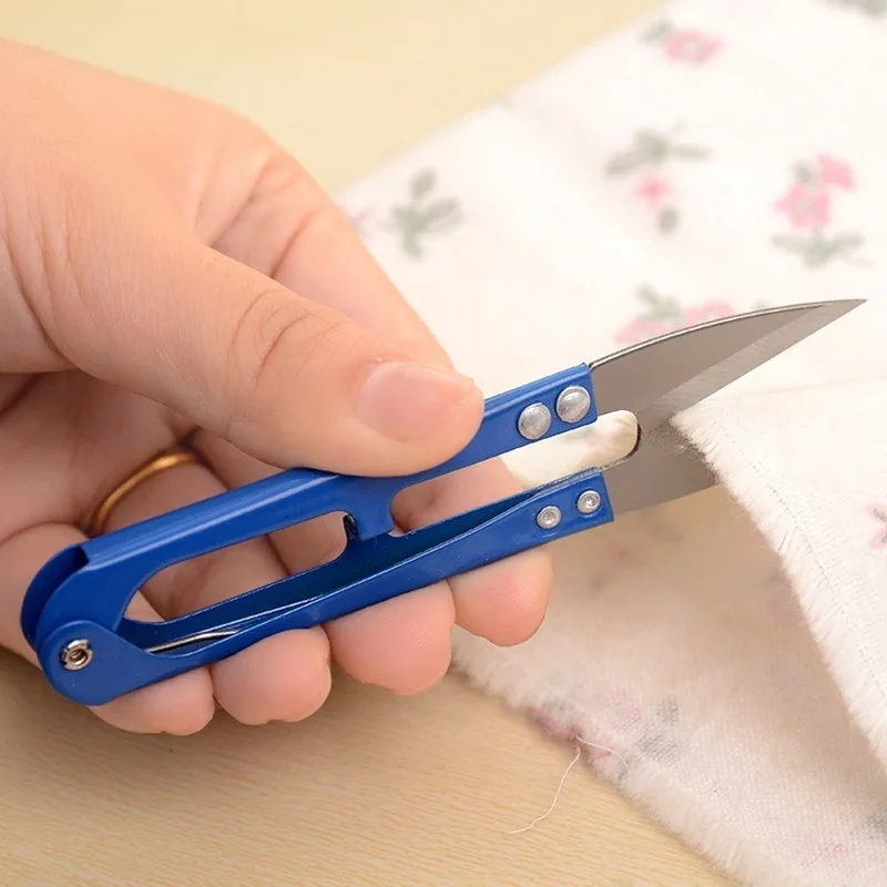 Включая sharp)(случайный цвет) крестиком u-образные ножницы швейная Резьбовая головка из нержавеющей стали Острые Ножницы 10.6x2cm-1