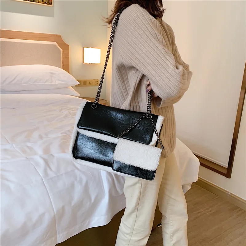 

Winter New Style Oil Wax Leather Joint Lambs Wool Messenger Bag South Korea Dongdaemun Retro Shoulder Bag Shoulder Bag
