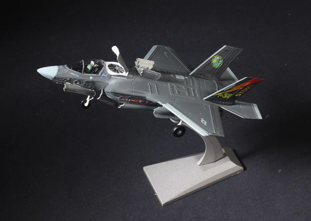 WLTK ВМС США Lockheed Martin F 35B истребитель молнии 2017 1/72 литая под давлением модель| |