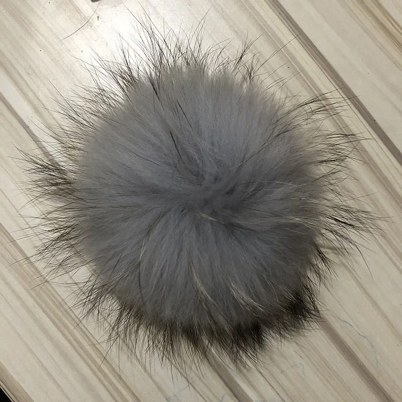 13cm grandma grey DIY 12 13 см помпоны из меха енота для зимних вязаных шапок натуральный мех помпон для детей детская шапка шапки - Цвет: 13cm grandma grey