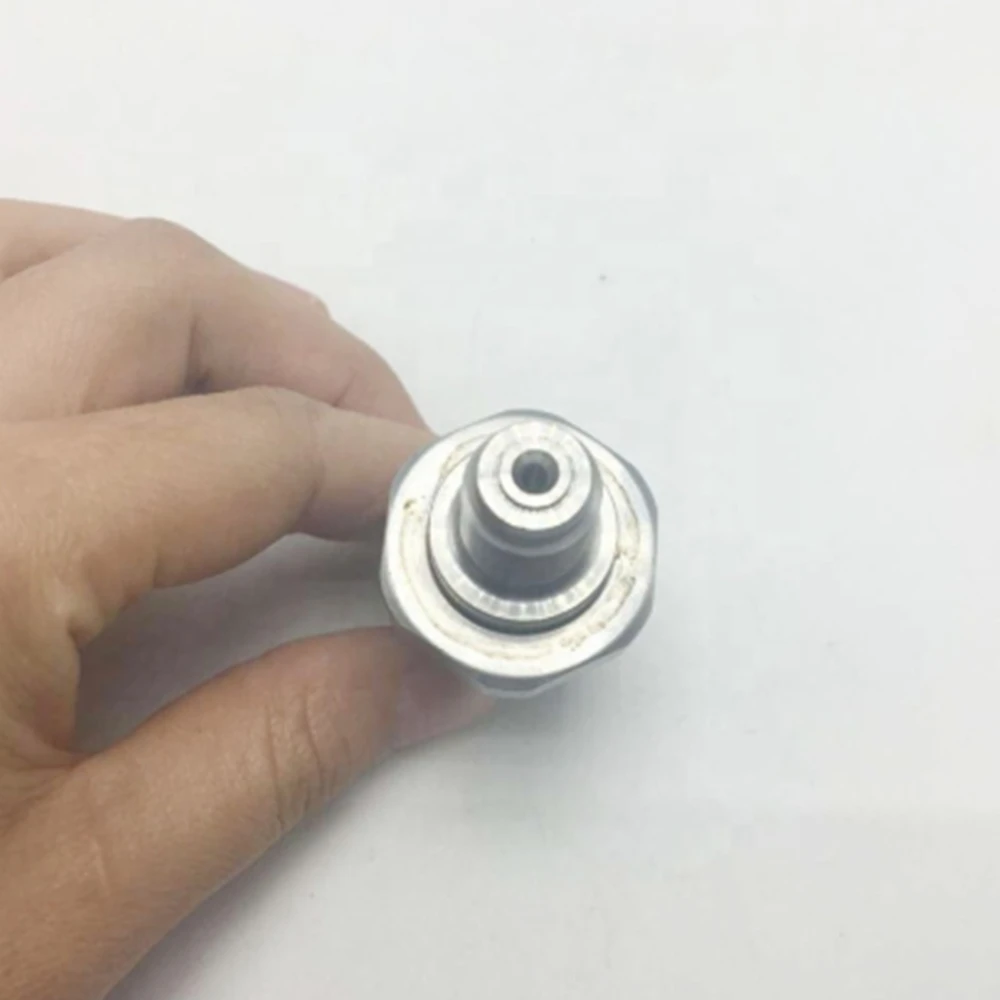 Fuel rail oil high pressure sensor 5WS40208 Fit for RENAULT 1.5dCi CLIO MK2 MK3 MEGANE SCENIC