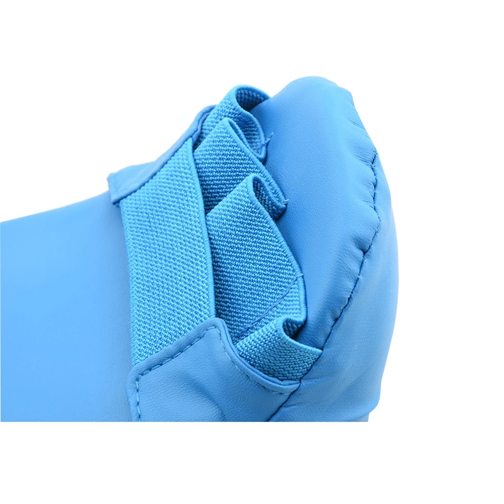 WKF Karate Gloves Sparring Men Women Training Mitts for Kids Red Blue Boxing MMA Pouching Bag Gloves Taekwondo Hand Gear Protect