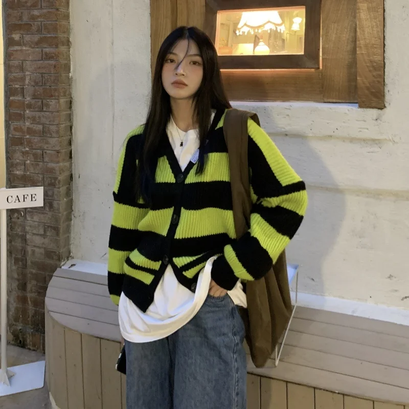 Sudadera de alta visibilidad Ignífuga con bandas reflectantes.
