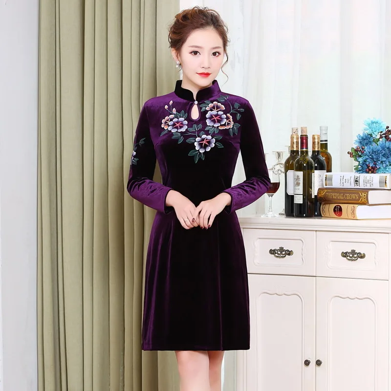 

2019 Hot Sale Hui Jin Pavilion Velvet Cheongsam Modified Fashion Show Young Mother Hold Long Sleeved In The New Winter Daily
