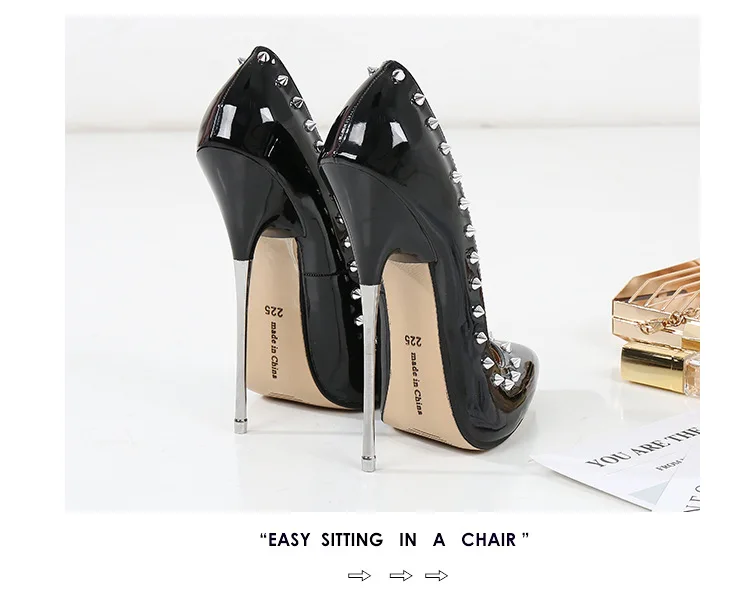 12119115198_491316973