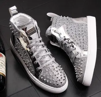 

Luxury punk metal toe Men's rivet shoes designer sneakers men Casual shoes Martin boots zapatillas hombre