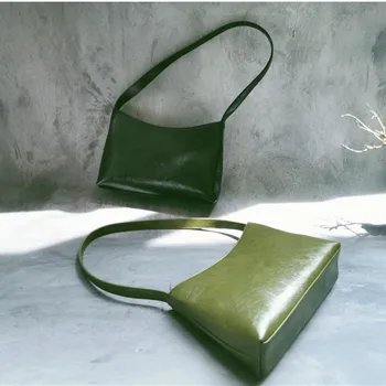 

Retro style shoulder Messenger Crossbody bag women joker fashion cross body patent-leather handbags underarm Totes bags for girl