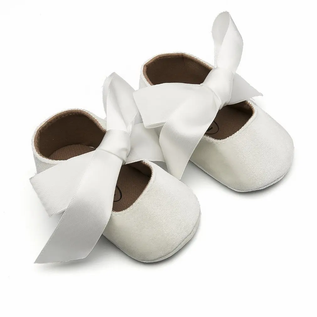 white 11CM Милая обувь для новорожденных; обувь для первых шагов; нескользящая Мягкая подошва; повседневная обувь с узором; подходит для детей; 7005 - Цвет: white 11CM