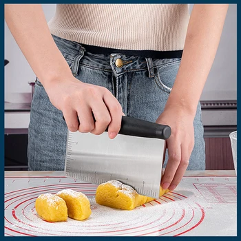 

Multi-purpose Stainless Steel Scraper Chopper Dough Scraper Pizza Dough Cutter Kitchen Tools Scale Flour Bread Baking Tool